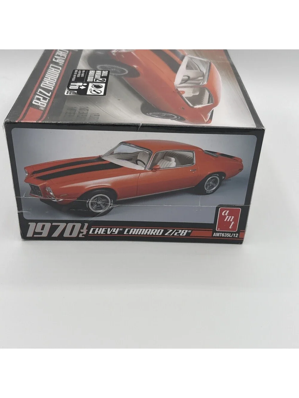 AMT 1970 1/2 Chevy Chevrolet Camaro Z28 1:25 Scale Plastic Model Car Kit